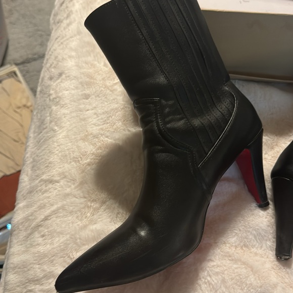 Red Bottom Black Boots Booties size 9 - Picture 2 of 6